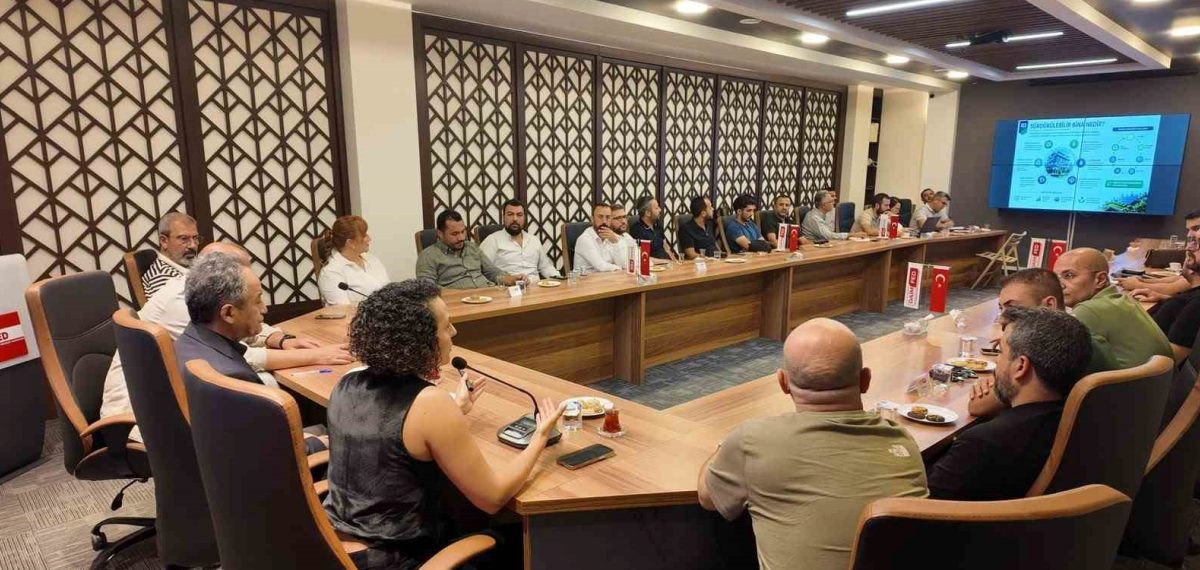 Yeşil Dönüşüm Semineri: LEED Süreçleri ve Sürdürülebilirlik Akademisi Modeli