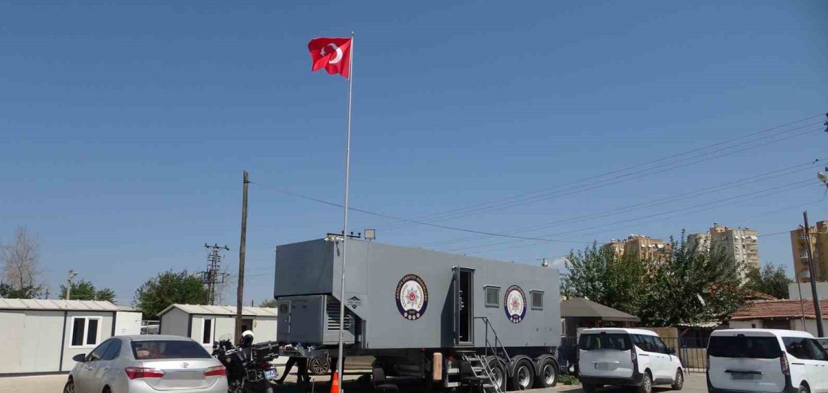 Zeytinköy’de mobil karakol ve operasyonlarla suç oranı düşüyor, mahallede huzur sağlandı