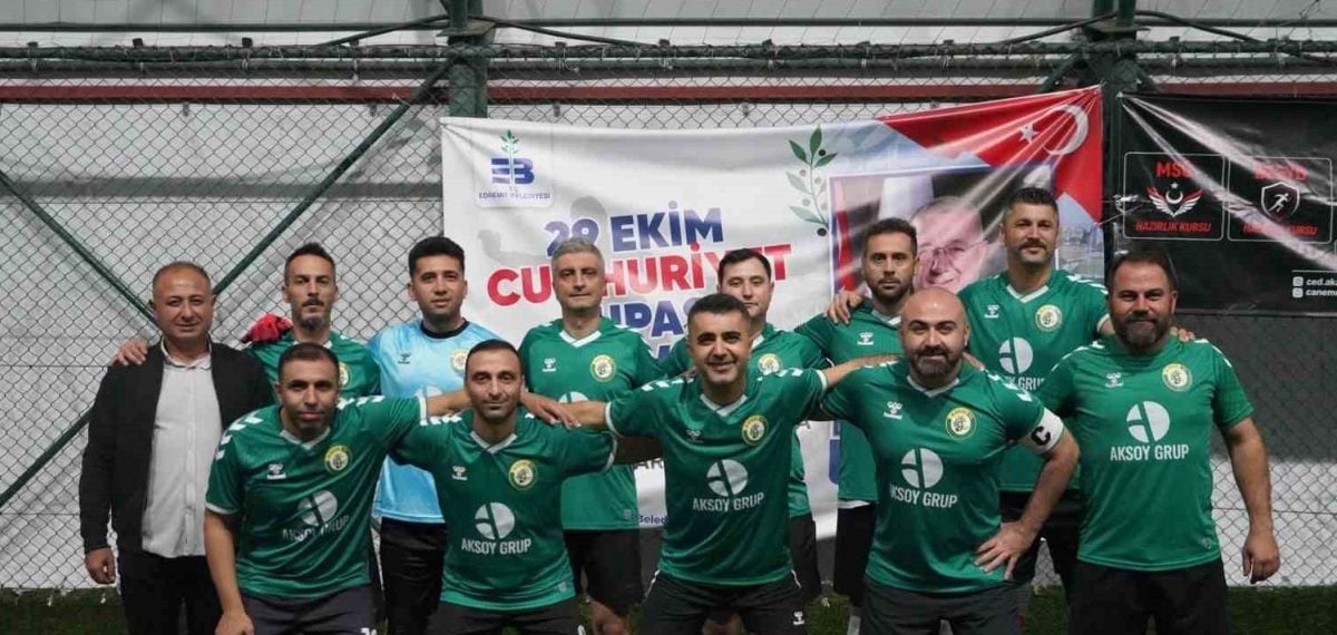 9 Eylül FK finalde Fen İşleri’ni 4-3 yenerek Cumhuriyet Kupası’nı kazandı