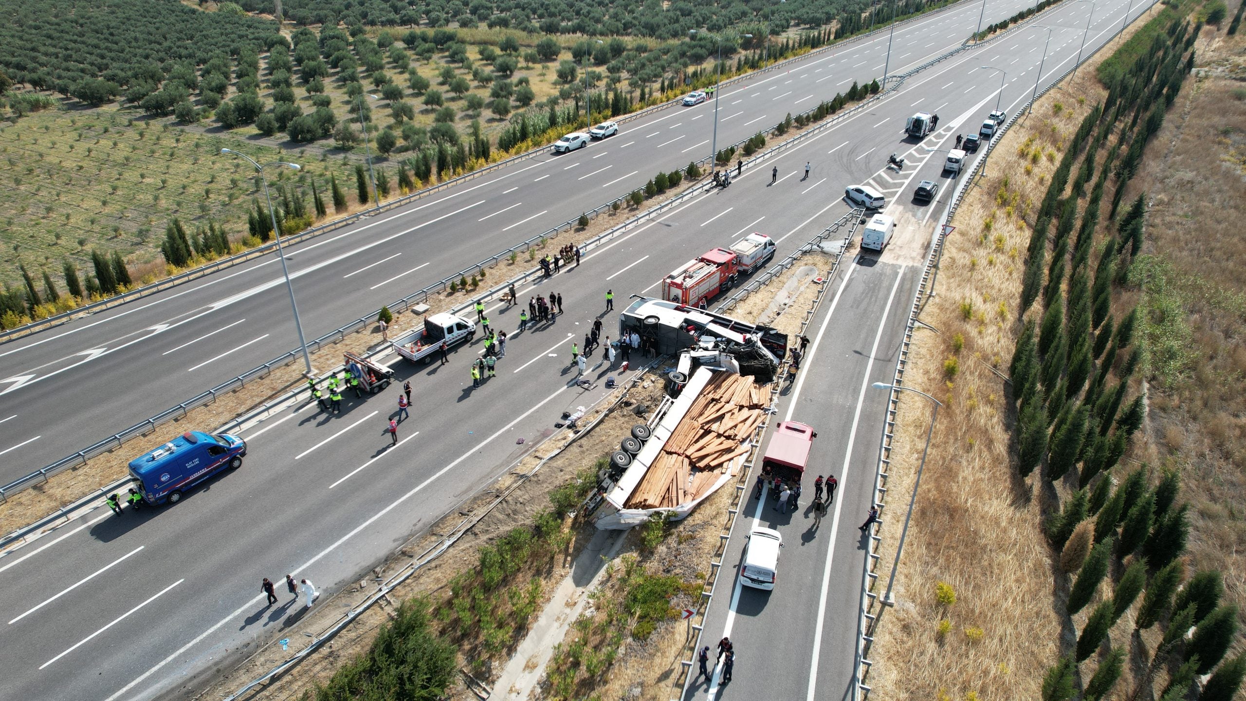 Manisa Bus-Truck Crash Kills 11, Injures 27 2 99232 scaled