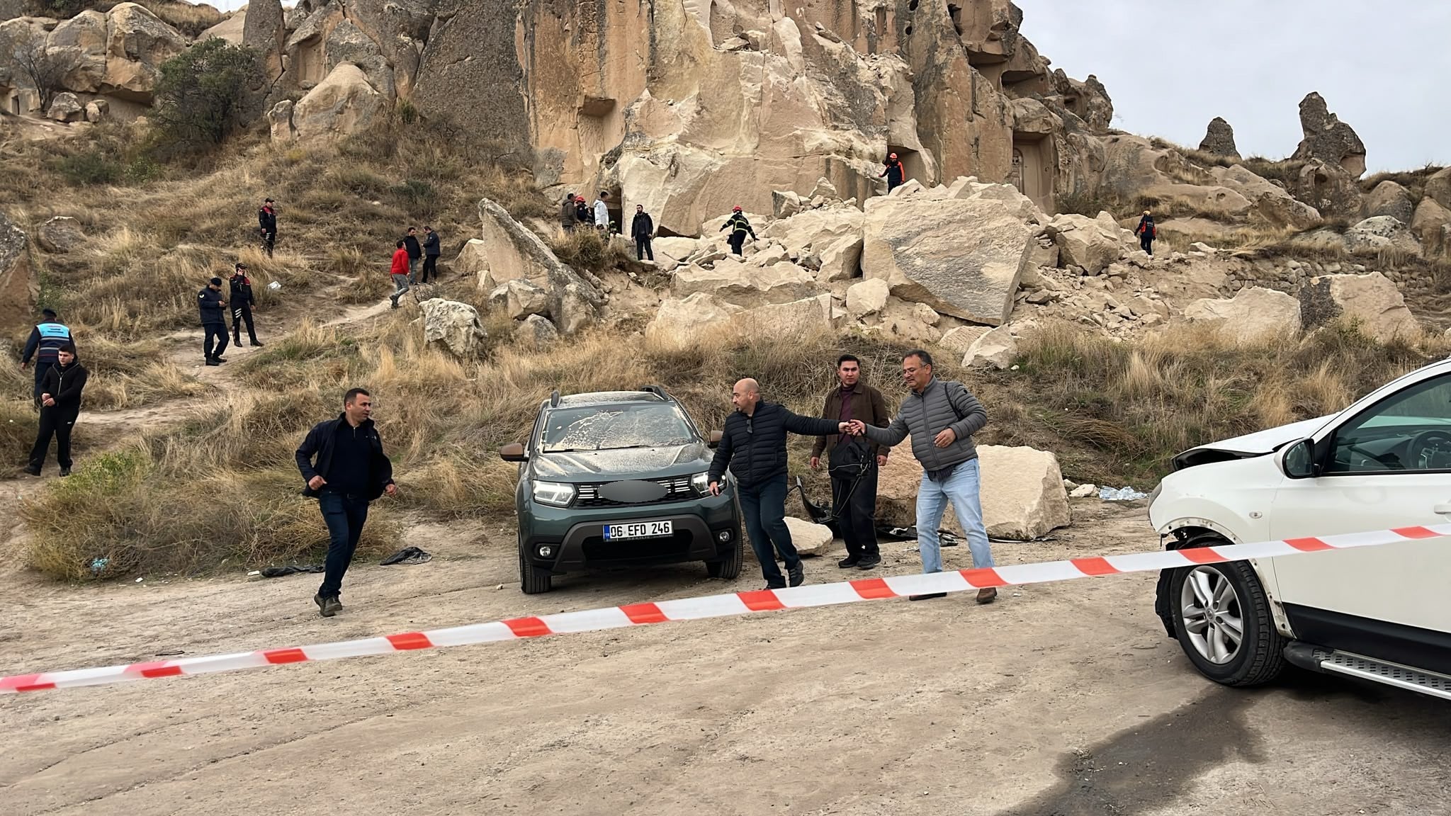 Kapadokya’da Peribacası Çöktü: Ölü ve Yaralılar Var