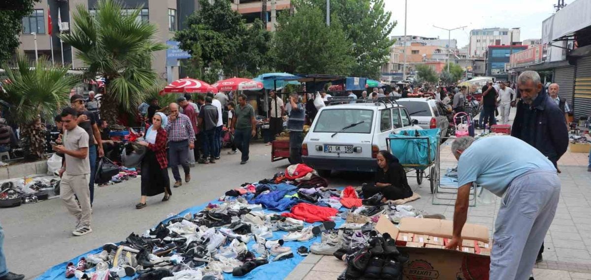 Adana bit pazarında uygun fiyatlı ikinci el ve antika ürünler yoğun ilgi görüyor