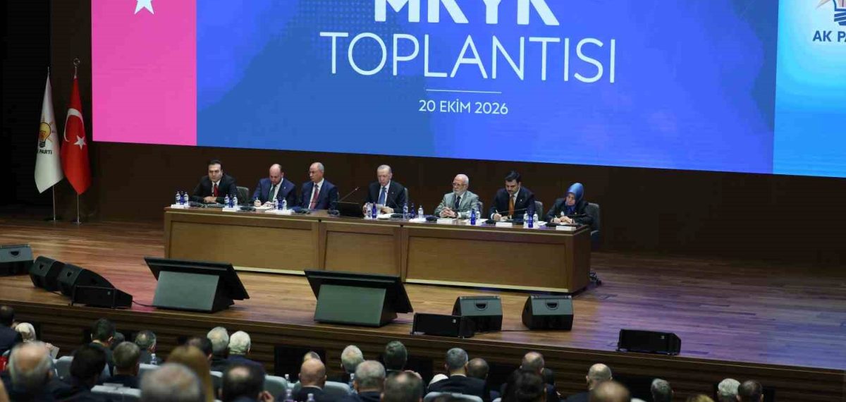 AK Parti MKYK’da fon krizi ve yerel yönetimler reformu süreci değerlendirildi