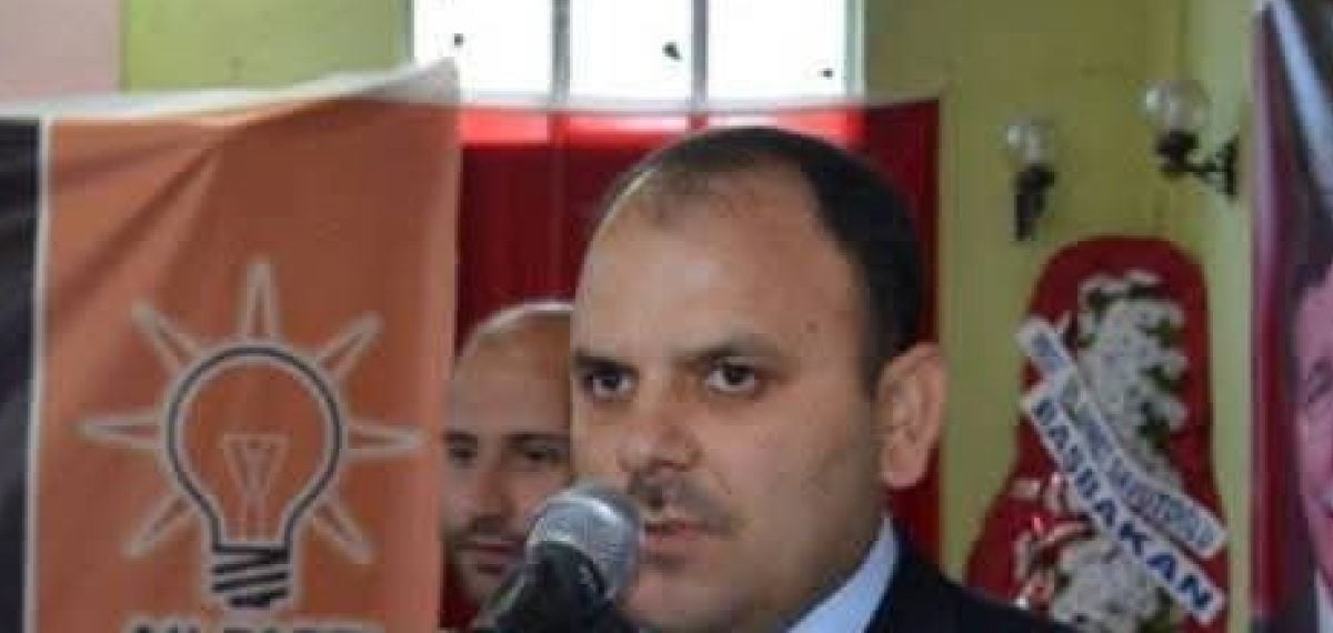 AK Parti Selendi İlçe Başkanı Şafak Aydoğuş görevinden ayrıldığını duyurdu