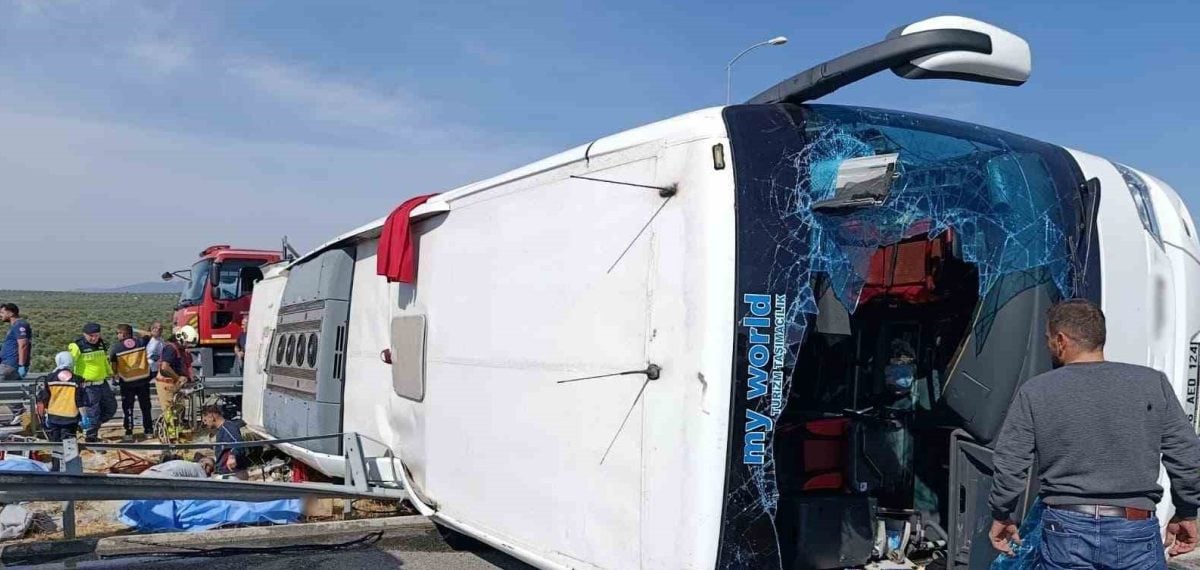 Akhisar gişelerindeki otobüs kazasında bir kişi daha yaşamını yitirdi