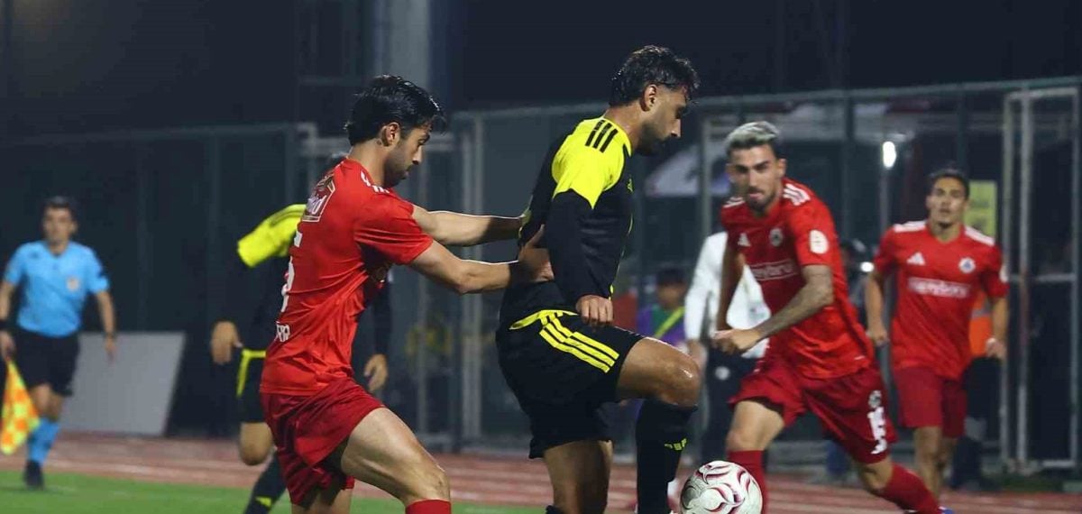 Aliağa FK evinde 68 Aksaray Belediyespor’u 2-1 yendi