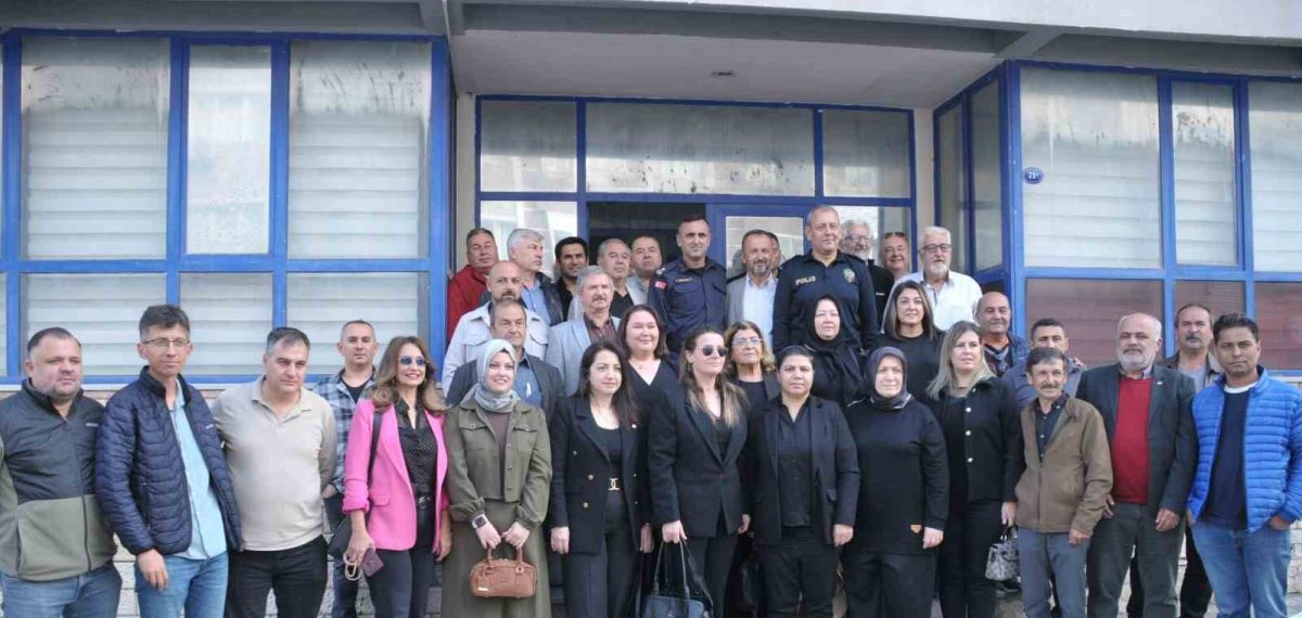 Aliağa’da emniyet, jandarma ve muhtarlar güvenlik koordinasyonunu güçlendirdi