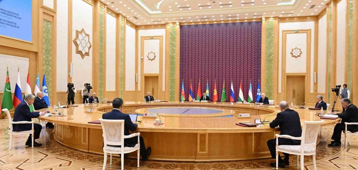 Aliyev: Azerbaycan transit hedefini Doğu ve Kuzey güzergahlarında 15 milyon tona çıkarmayı planlıyor