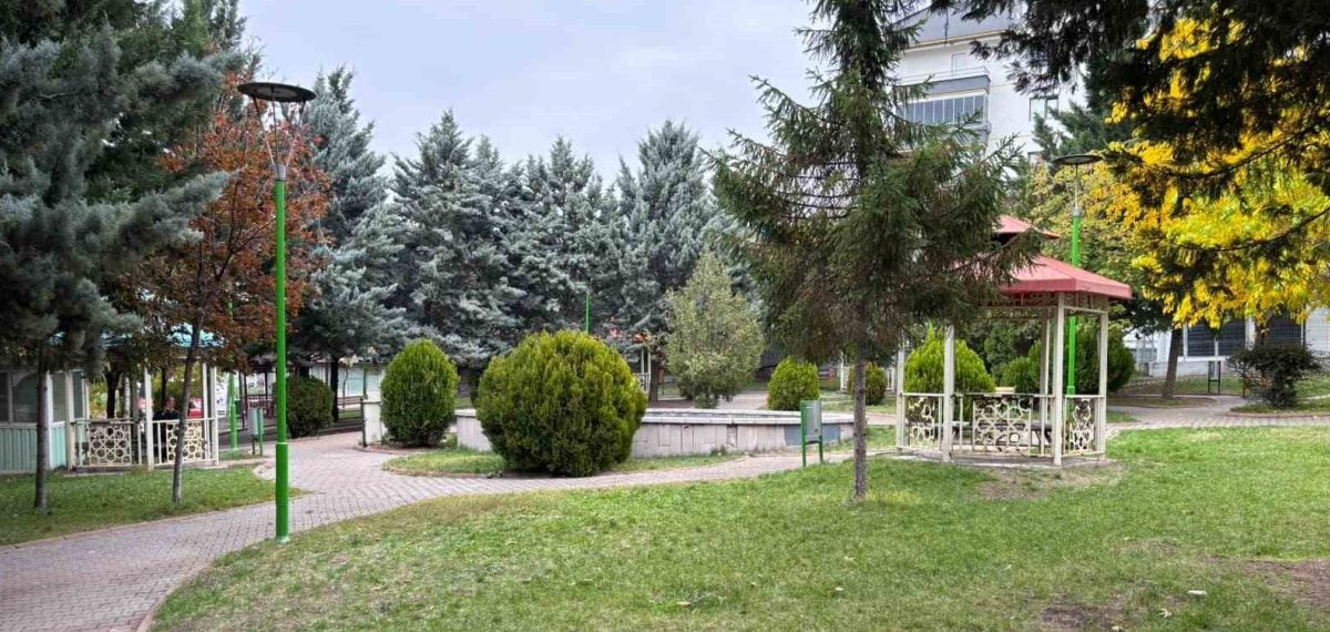 Ankara Mamak’ta parkta 14 yaşındaki çocuk silahla vurularak öldürüldü