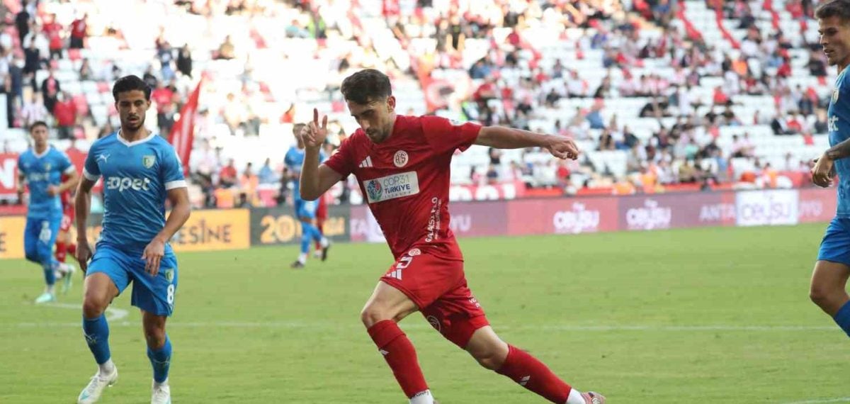 Antalyaspor evinde Bodrum FK’ya 2-1 yenildi