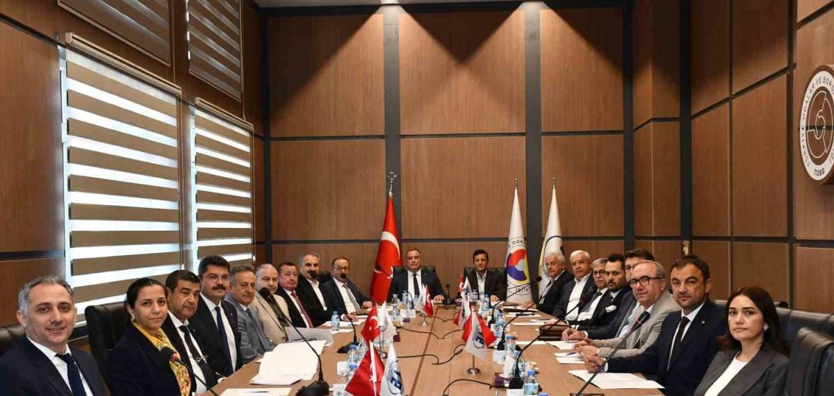 Aydın ve EZZİB sektörün ihracat ve rekolte gündemini değerlendirdi