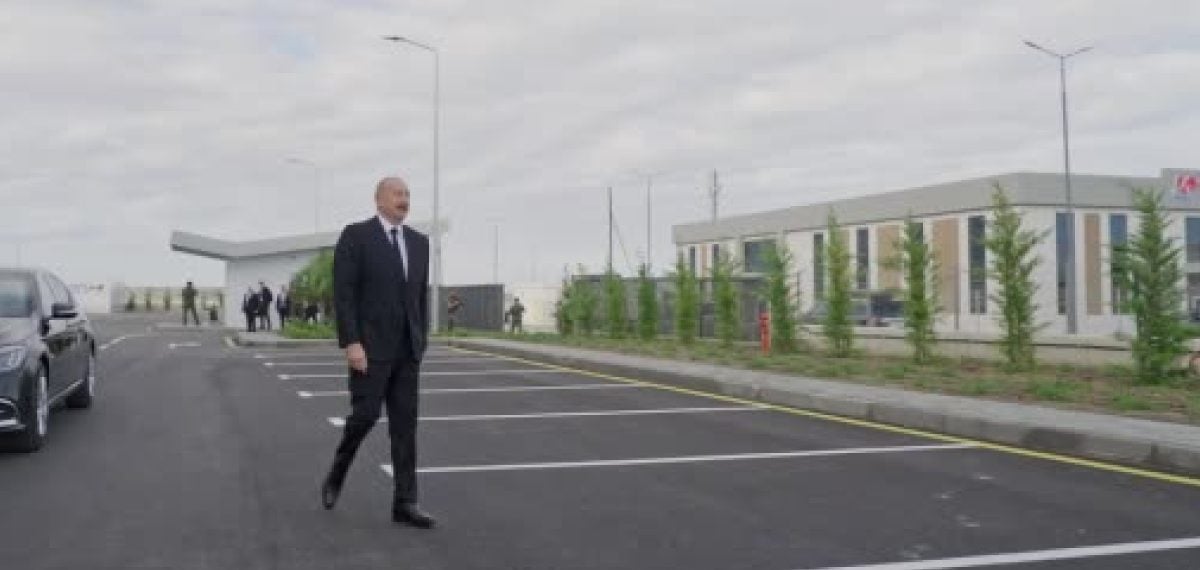 Bakü’de faaliyete geçen tesis Azerbaycan ilaç üretimini büyütüyor
