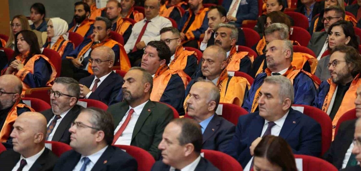 BARÜ Rektörü Ahmet Akkaya Sinop’taki Bölge Etkinliklerine Katıldı