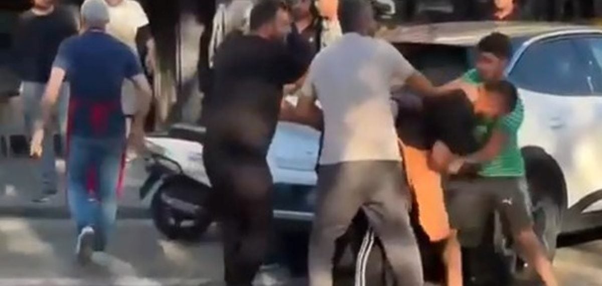 Başakşehir sokak kavgası para anlaşmazlığı iddiasıyla kısa sürede büyüdü