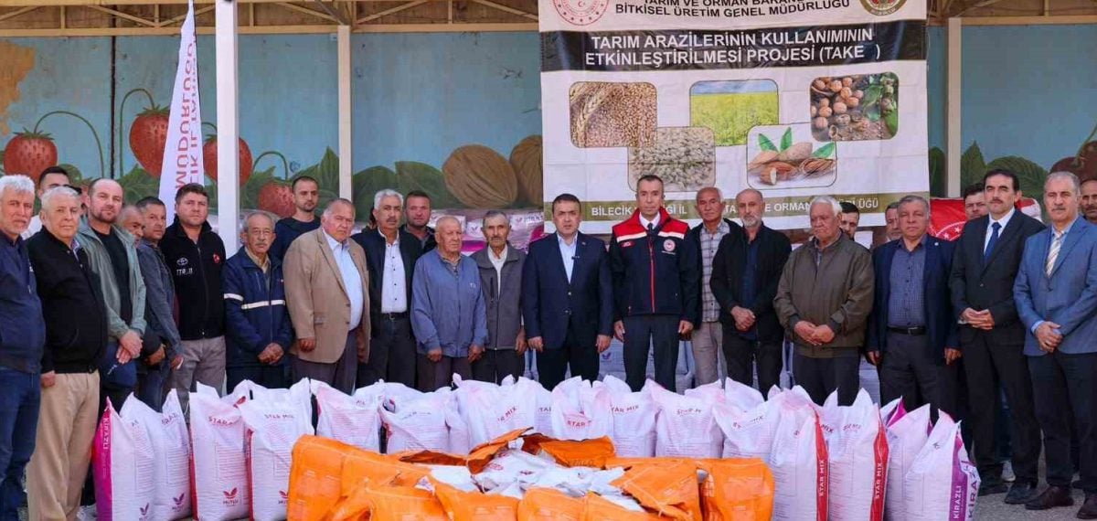 Bilecik’te kanola ve yem bitkisi tohumları üreticilere dağıtıldı