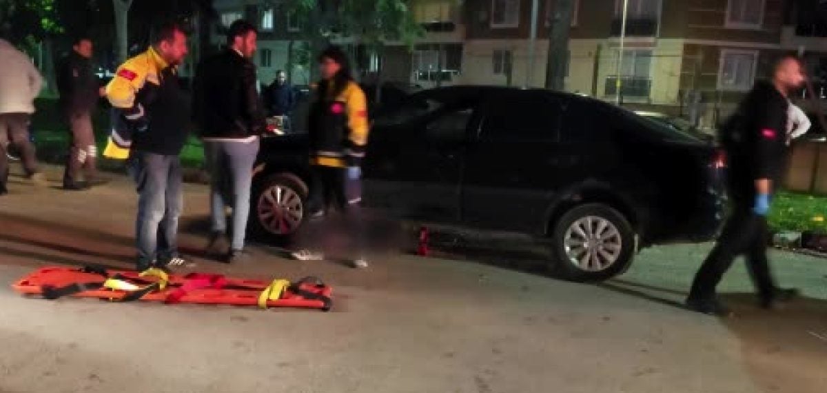Bursa’da otomobil ile motosiklet çarpıştı 17 yaşındaki genç hayatını kaybetti
