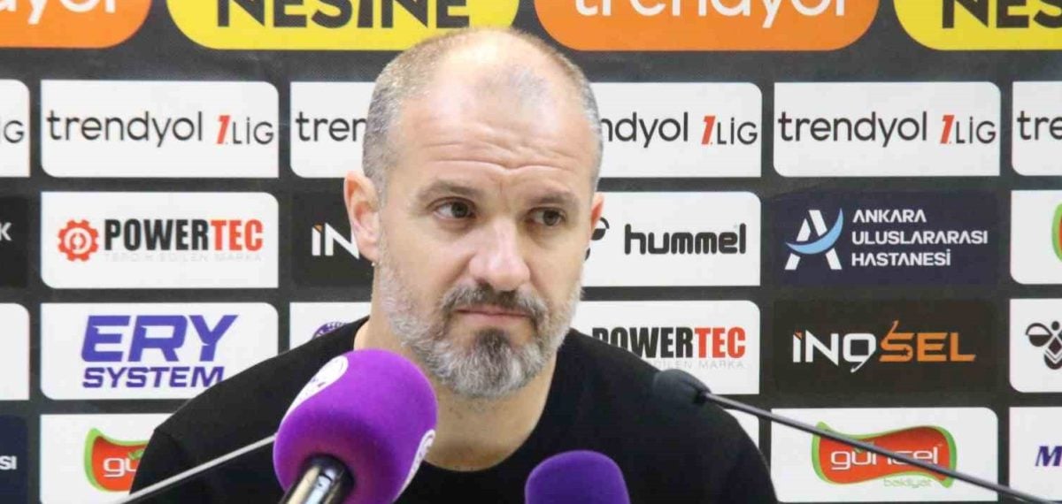 Bursaspor farklı galibiyetle liderliği ele geçirdi