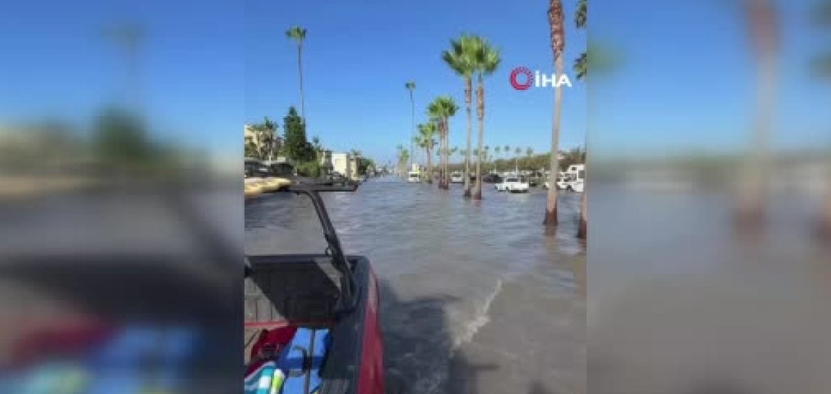 California kıyılarında Rachel fırtınası sonrası sokakları su bastı, uyarılar sürüyor