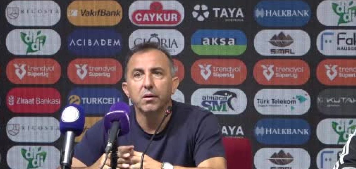 Çaykur Rizespor teknik direktörü Recep Uçar maç sonrası bireysel hataları eleştirdi