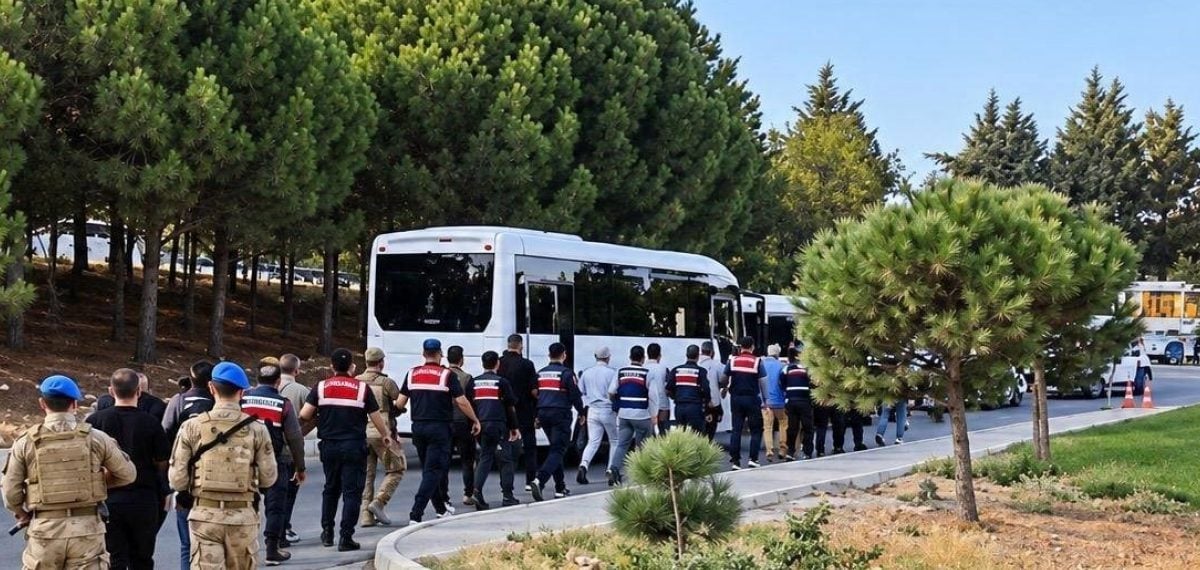 Çeşme Belediyesi’nde rüşvet operasyonu 10 kişi tutuklandı