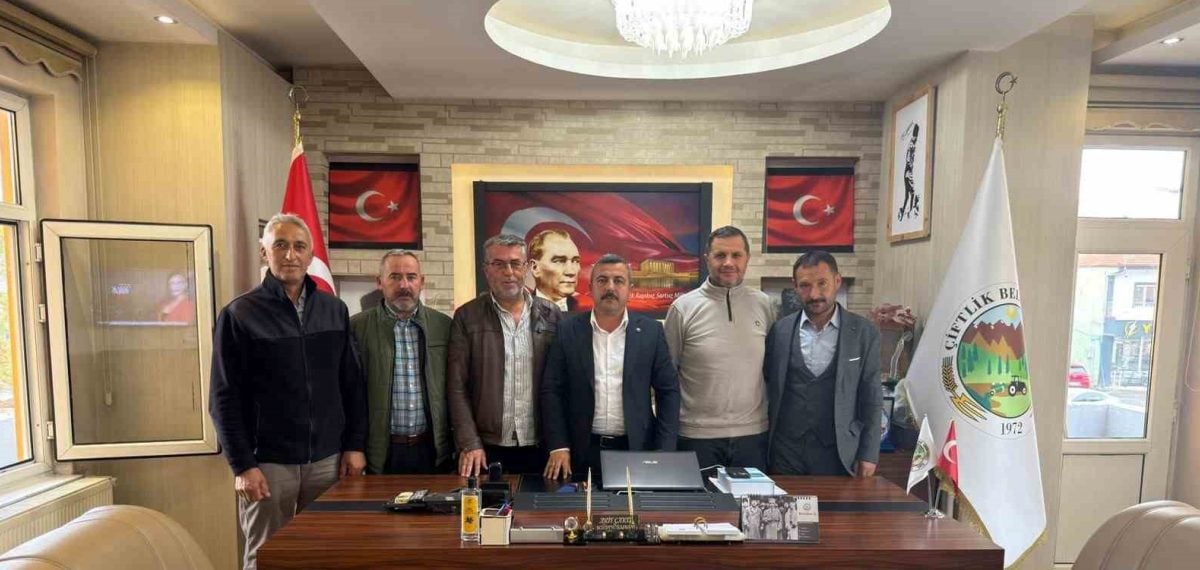 Çiftlik Belediye Başkanı Arif Çakıl CHP üyeliğinden istifa etti bağımsız yola devam