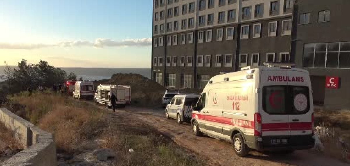 ÇOMÜ yerleşkesinde toprak kaymasında iki İran uyruklu işçi kurtarıldı