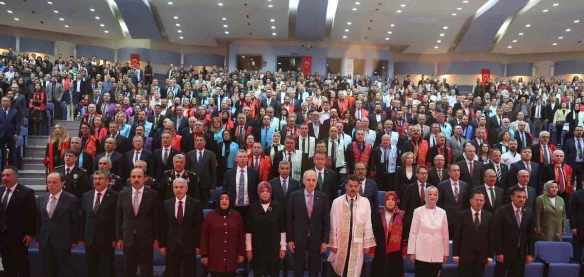 Cumhuriyetin en büyük sorunu olarak tanımlanan terörle mücadelede kritik adımlar atıldı