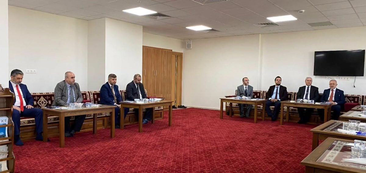 Denizli İl Müftüleri toplantısında camilerin erişilebilirlik ve hijyen önlemleri vurgulandı