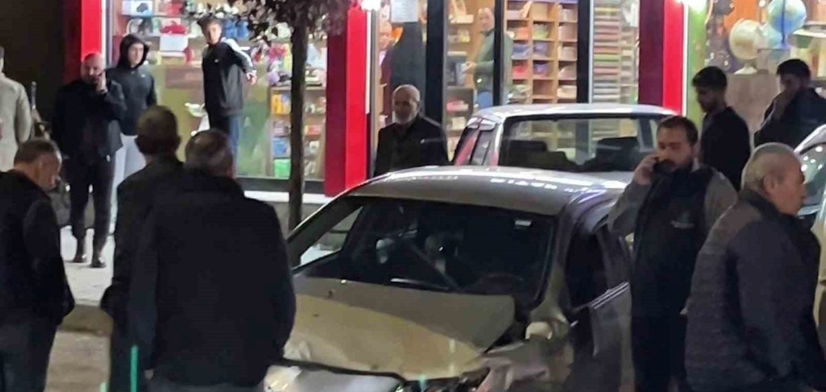Direksiyon kilidi zincirleme kazaya neden oldu bir kişi yaralandı
