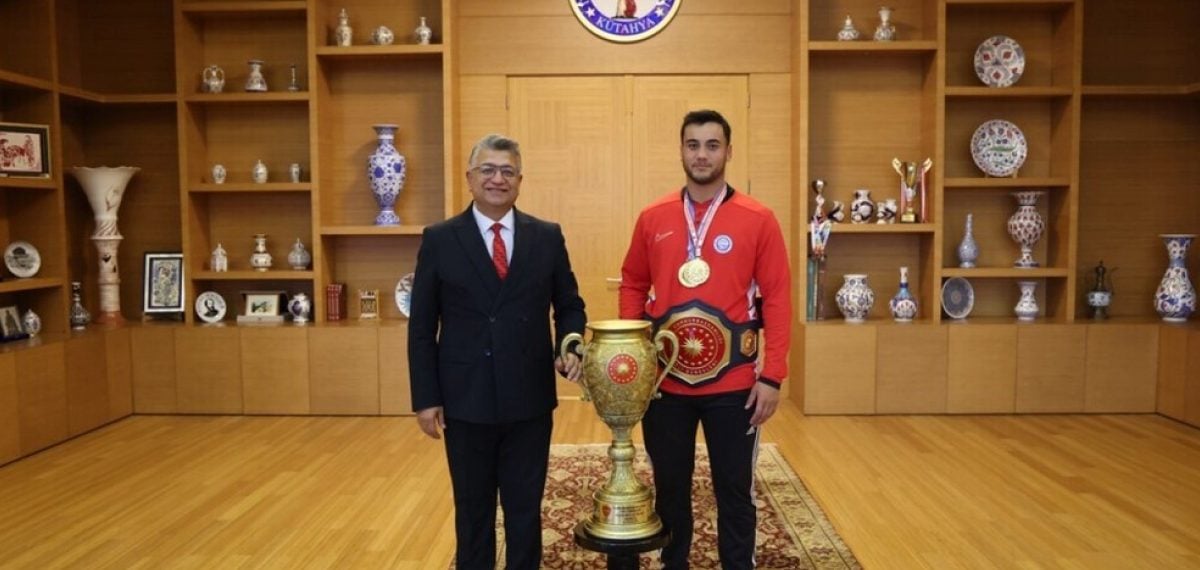 DPÜ’lü güreşçi Melih Özdemir Yağlı Güreş Cumhurbaşkanlığı Kupası’nda şampiyon