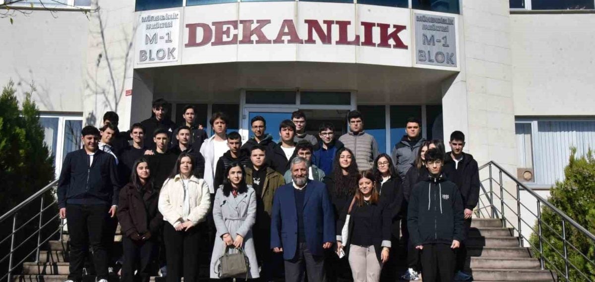 Düzce Üniversitesi mühendislik tanıtımı lise öğrencilerine saha gezisiyle anlatıldı