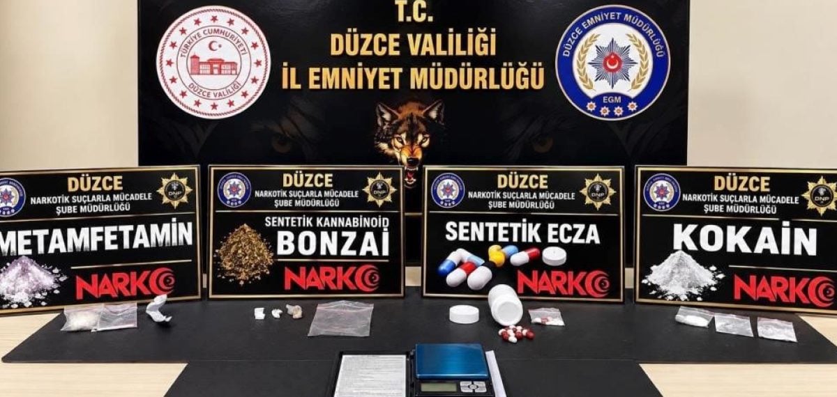 Düzce’de hafta içinde narkotik operasyonlarında çok sayıda uyuşturucu ve kaçak sigara ele geçirildi