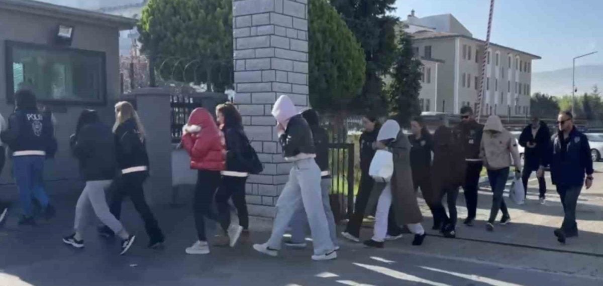 Düzce’de masaj salonlarına düzenlenen operasyonda 7 kişi gözaltına alındı
