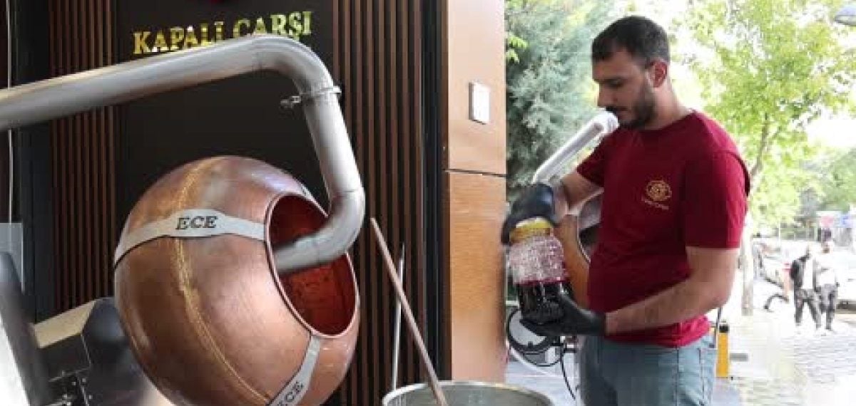 Elazığ’da vişneli ceviz şekerinin üretimine başlandı