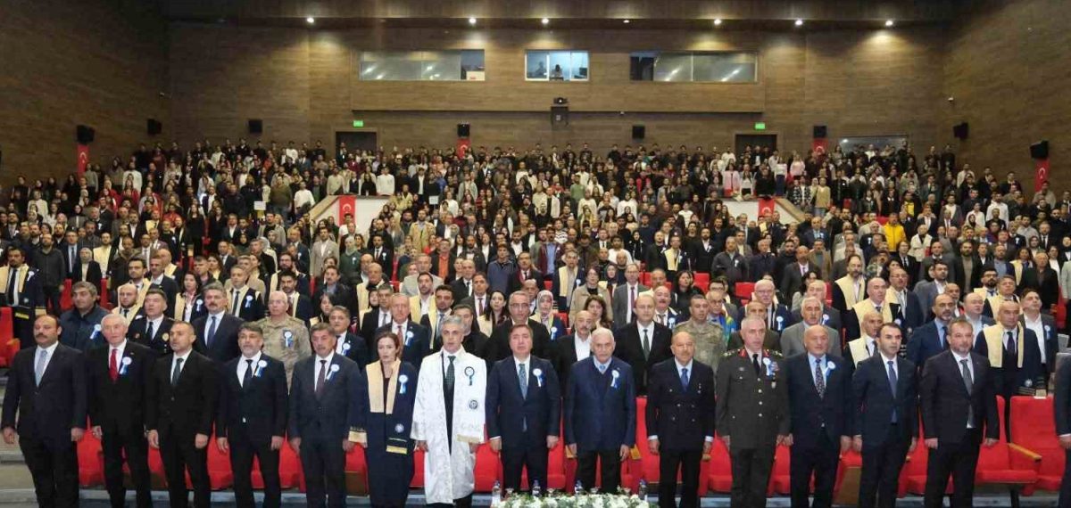 Erzincan’da akademik yıl açılışında dijital dönüşüm ve destek taahhütleri
