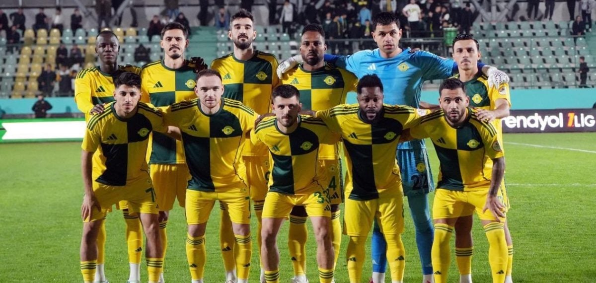 Esenler Erokspor Mardin 1969 Spor karşısında 4-2 galip geldi