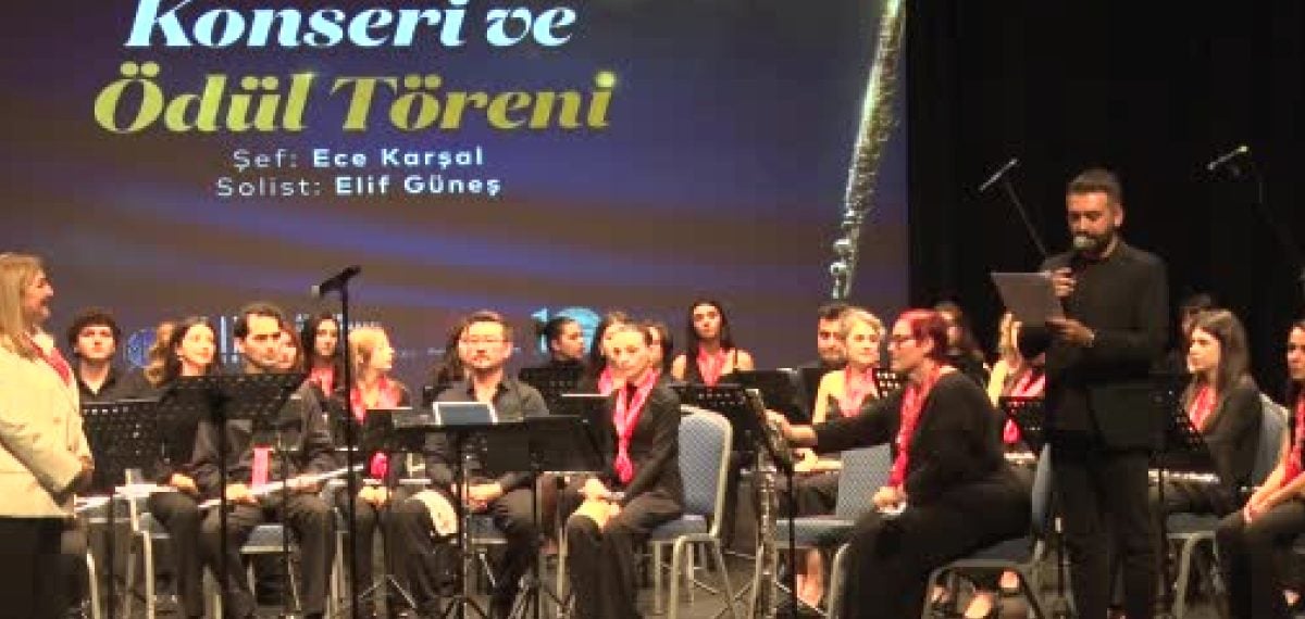 Esenler’de Cumhuriyet konserinde 6. Ulusal Flüt Yarışması ödülleri sahiplerini buldu