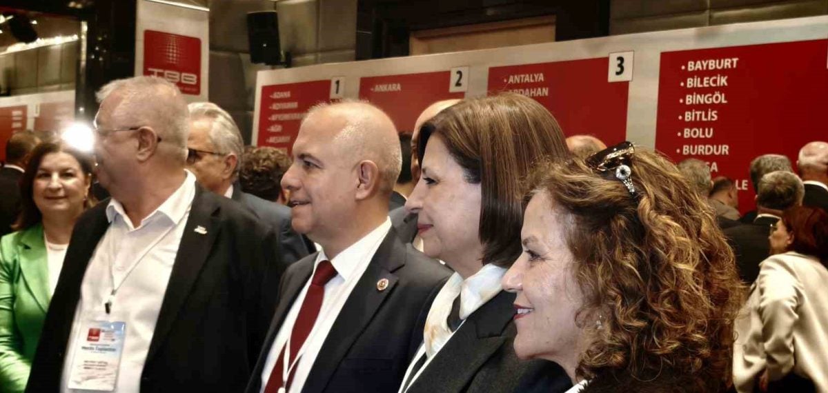 Eskişehir Belediye Başkanı Ayşe Ünlüce TBB Başkan Vekili Seçildi