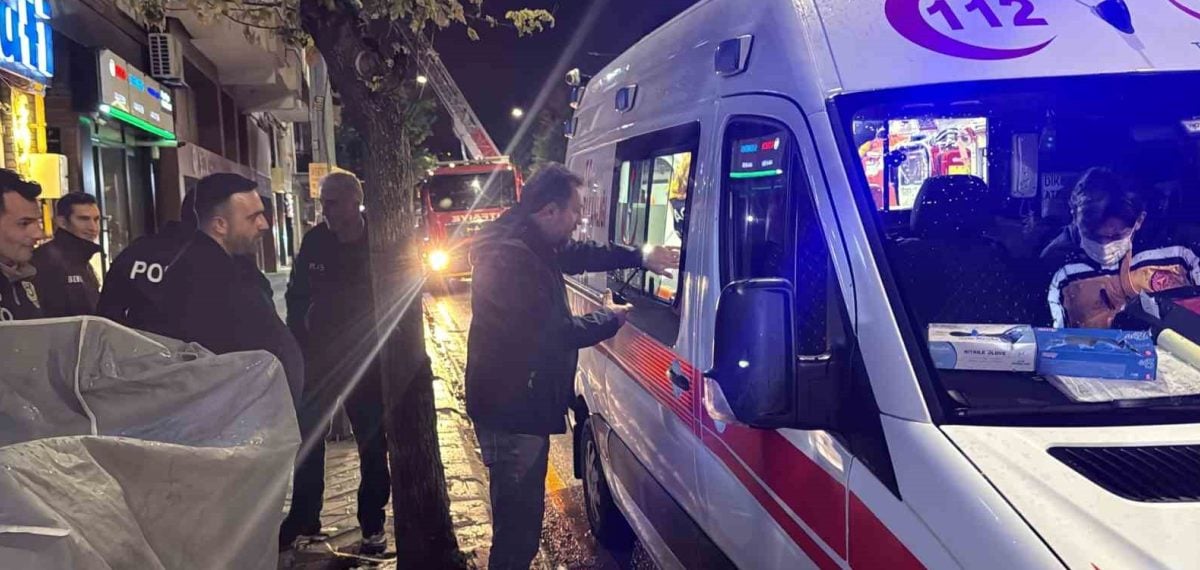 Eskişehir’de makarna ocağına düşen dumanla uyuyan adam polis ve itfaiye tarafından kurtarıldı