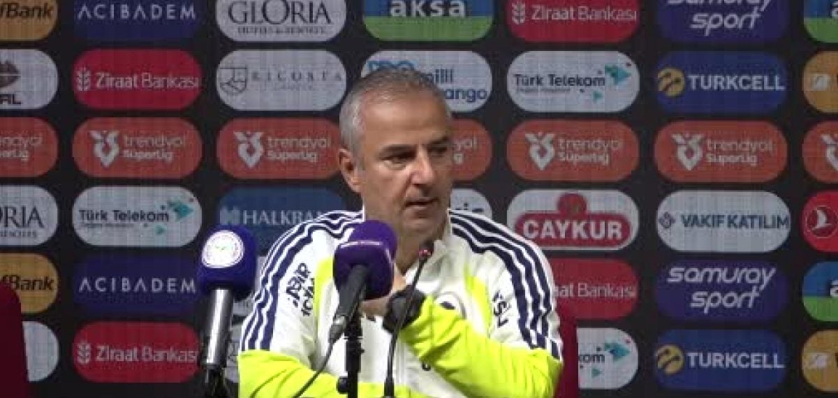 Fenerbahçe deplasmanda Çaykur Rizespor’u 3-0 yenerek zorlu galibiyeti aldı