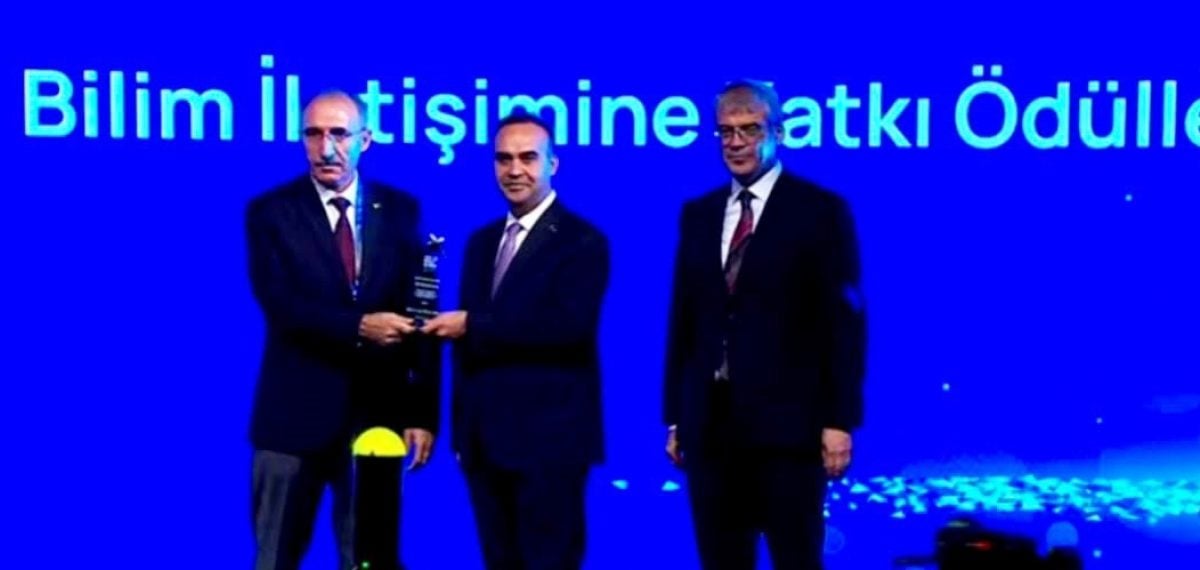 Fırat Üniversitesi TÜBİTAK Bilim Söyleşilerinde Türkiye birincisi oldu