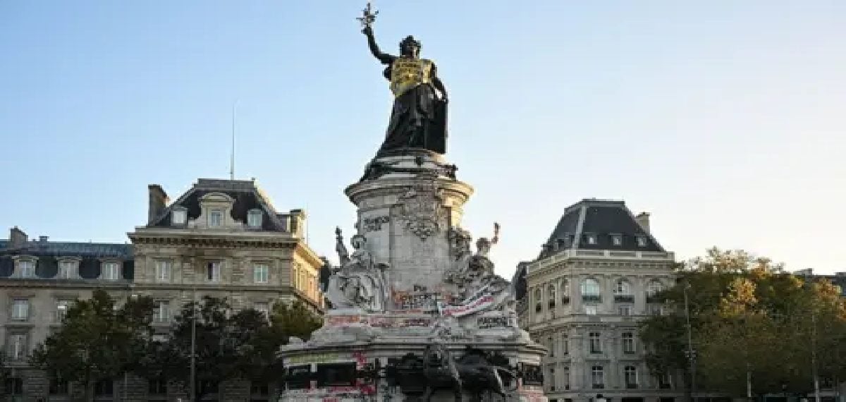 france braces for another day of mass protests amid tightened restrictions 2 tLAeKG5X