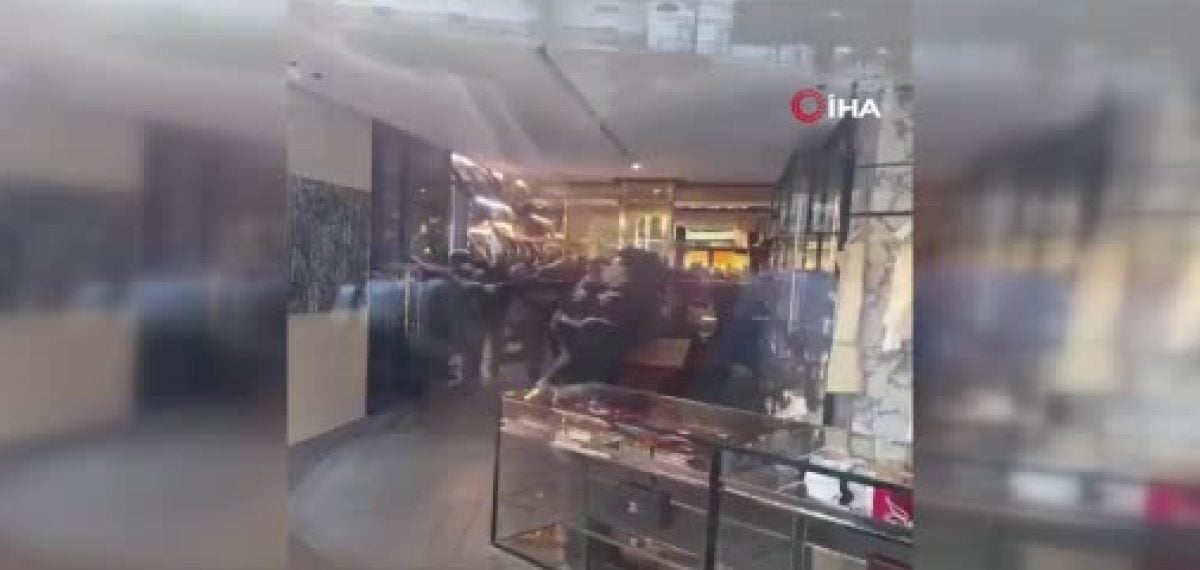 Fransa’da protestolar sonrası lüks ve teknoloji mağazalarında geniş çaplı yağma