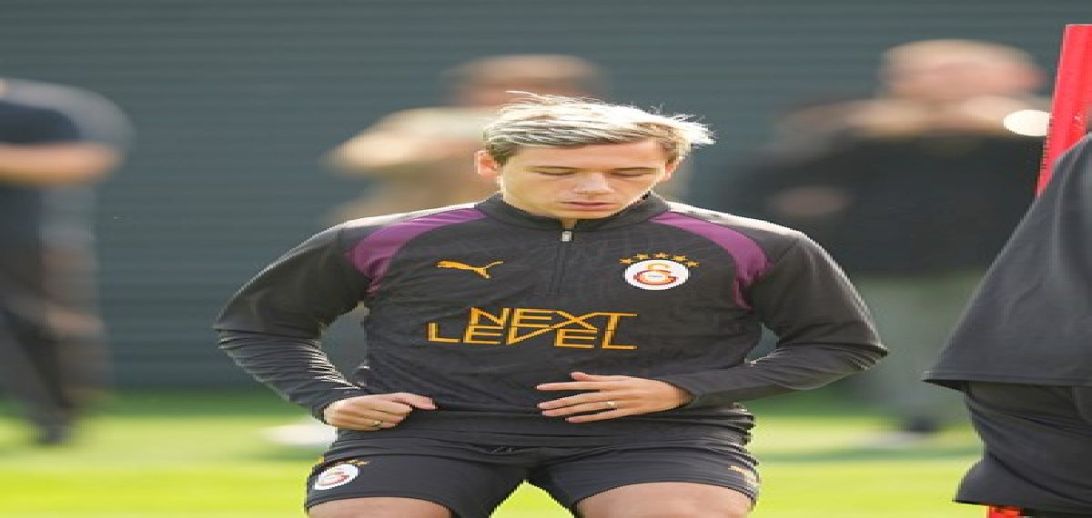Galatasaray’ın Lille Maçı Öncesi Son Antrenmanı Kemerburgaz’da Tamamlandı 24 Galatasaray’ın Lille Maçı Öncesi Son Antrenmanı Kemerburgaz’da Tamamlandı