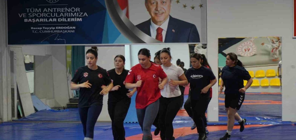 Gaziantepli güreşçi Sema Yüksel Balkan şampiyonluğuna ulaştı