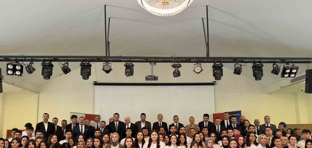 Gençlik İdeathonu Mardin’de gerçekleştirildi ve yenilikçi atık projeleri öne çıktı