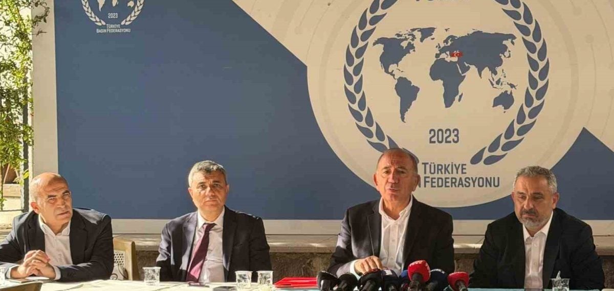 Gürsel Tekin CHP’nin durumu, terörsüz Türkiye ve erken seçim taleplerini değerlendirdi