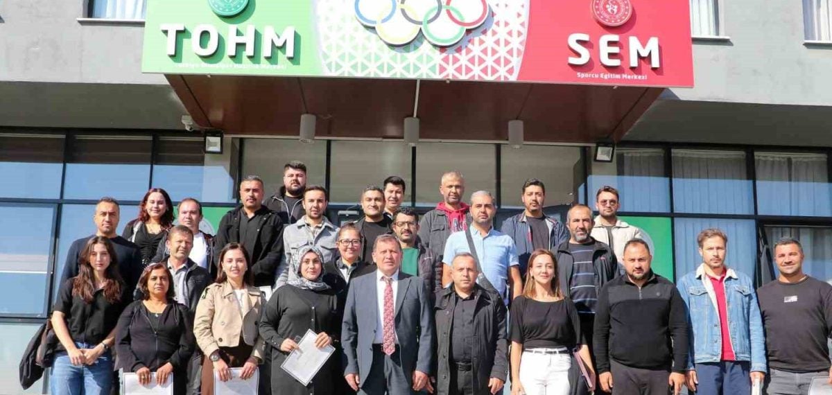 Hafif Arama Kurtarma Ekibi personeline AFAD eğitim sertifikası takdim edildi