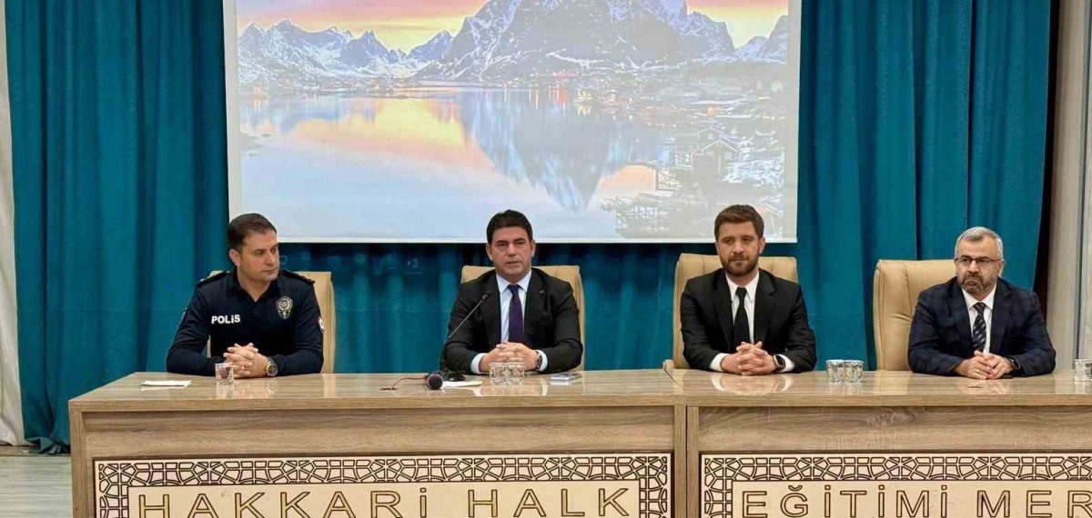 Hakkâri’de okul personeline güvenlik, hijyen ve ilk yardım eğitimi verildi