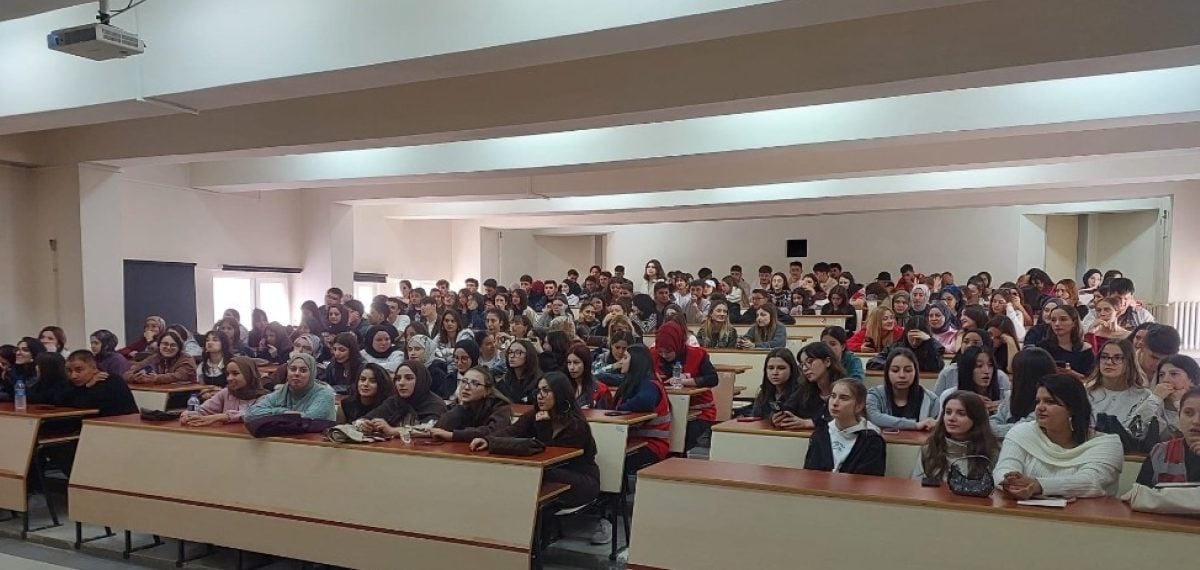Havza MYO’da 1. sınıf öğrencilere üniversite yaşamına uyum programı